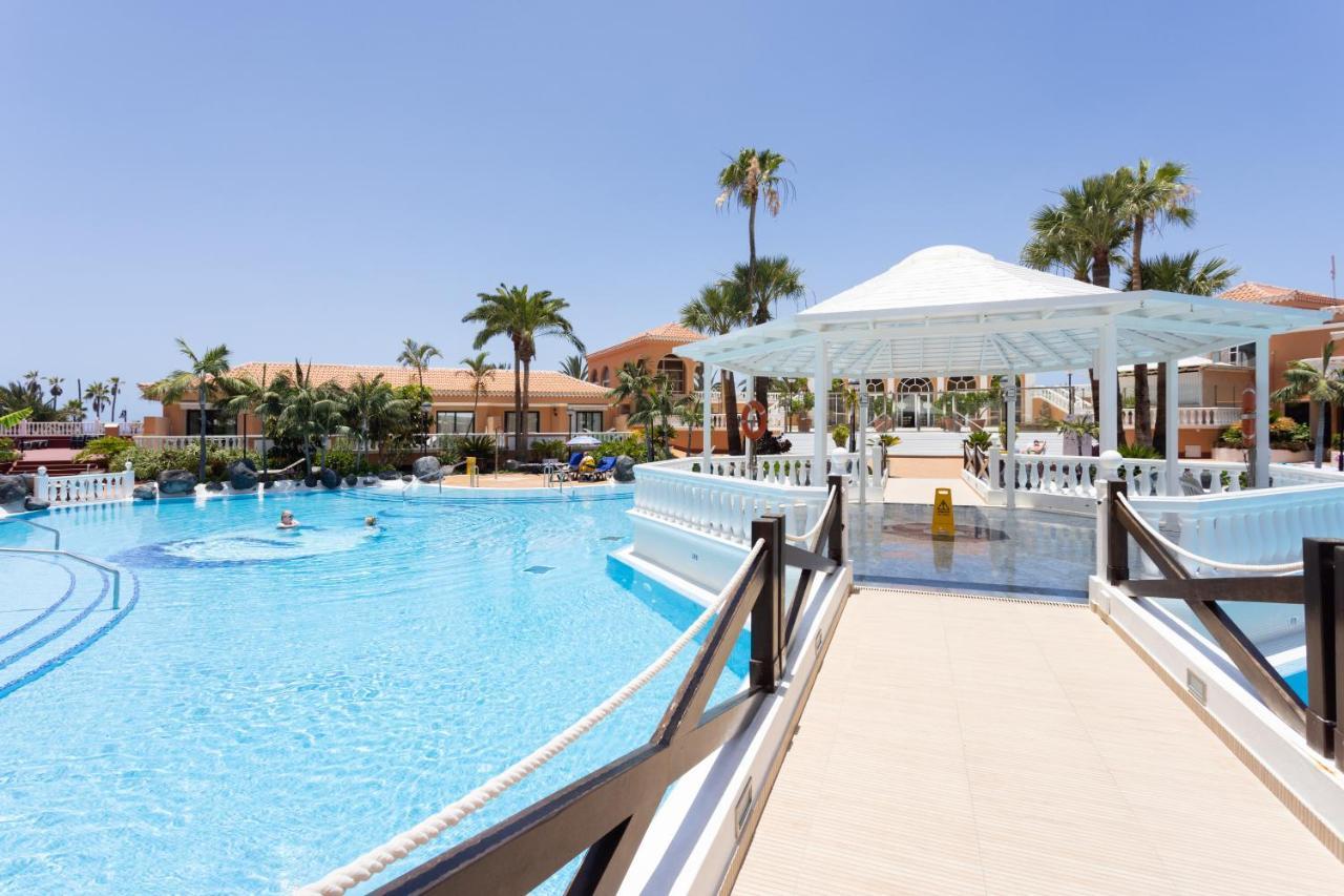 ארונה Exclusive Attic Las Vistas 3 With Breathtaking Sea View, Only 100 M To The Sea, Heated Pool, Aircon, Wifi מראה חיצוני תמונה