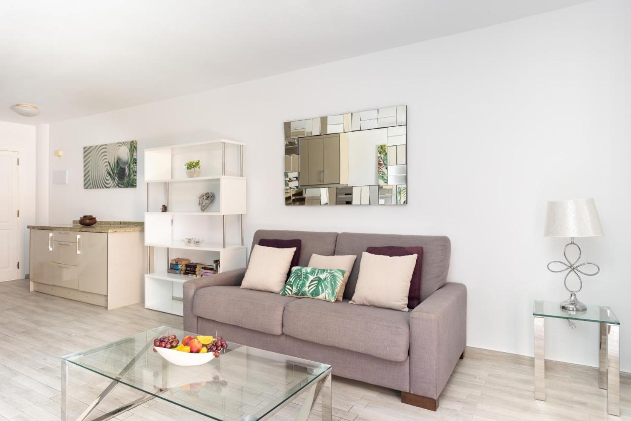 ארונה Exclusive Attic Las Vistas 3 With Breathtaking Sea View, Only 100 M To The Sea, Heated Pool, Aircon, Wifi מראה חיצוני תמונה