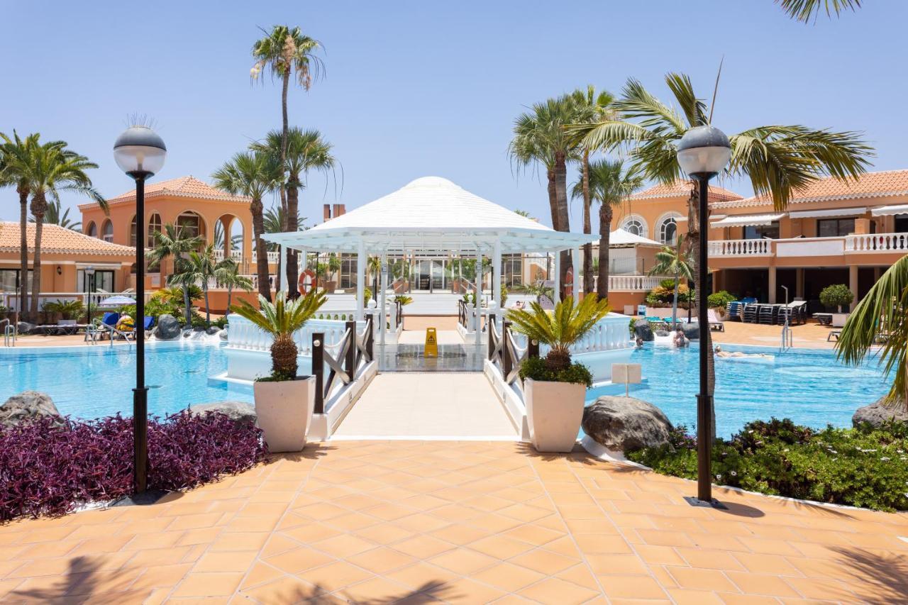ארונה Exclusive Attic Las Vistas 3 With Breathtaking Sea View, Only 100 M To The Sea, Heated Pool, Aircon, Wifi מראה חיצוני תמונה