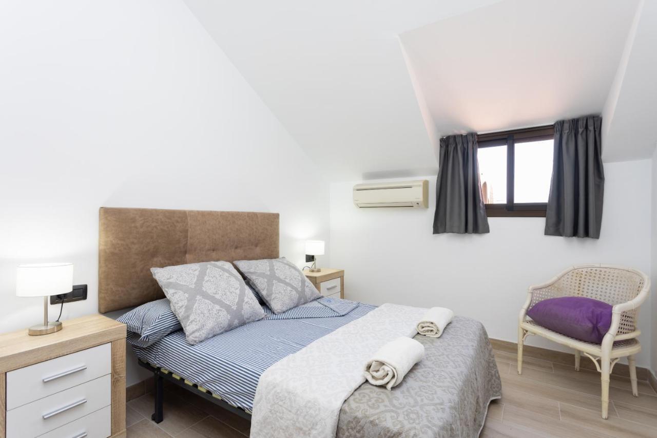 ארונה Exclusive Attic Las Vistas 3 With Breathtaking Sea View, Only 100 M To The Sea, Heated Pool, Aircon, Wifi מראה חיצוני תמונה