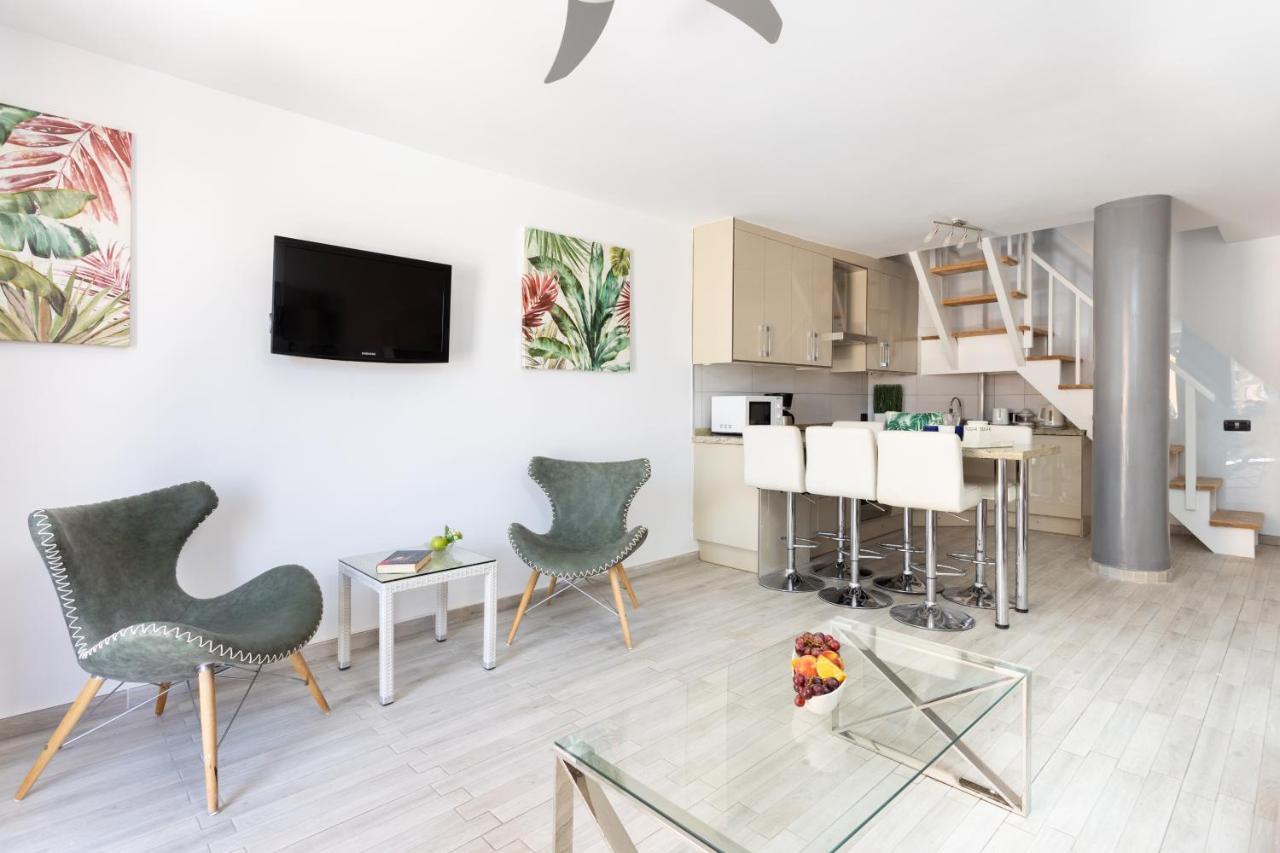 ארונה Exclusive Attic Las Vistas 3 With Breathtaking Sea View, Only 100 M To The Sea, Heated Pool, Aircon, Wifi מראה חיצוני תמונה